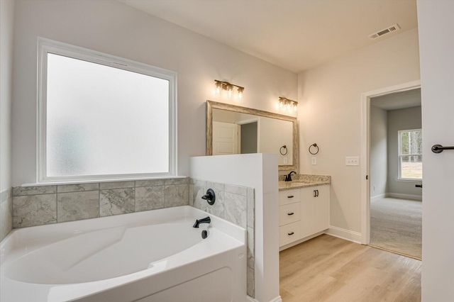 140 Traditions Drive, Trenton, SC 29847