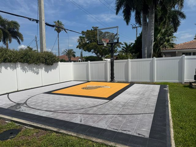 3001 NE 58th Street, Fort Lauderdale, FL 33308