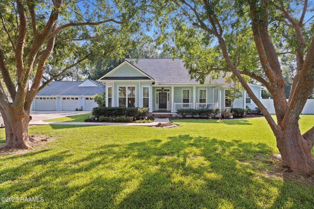 172 Grove Park Road, Arnaudville, LA 70512