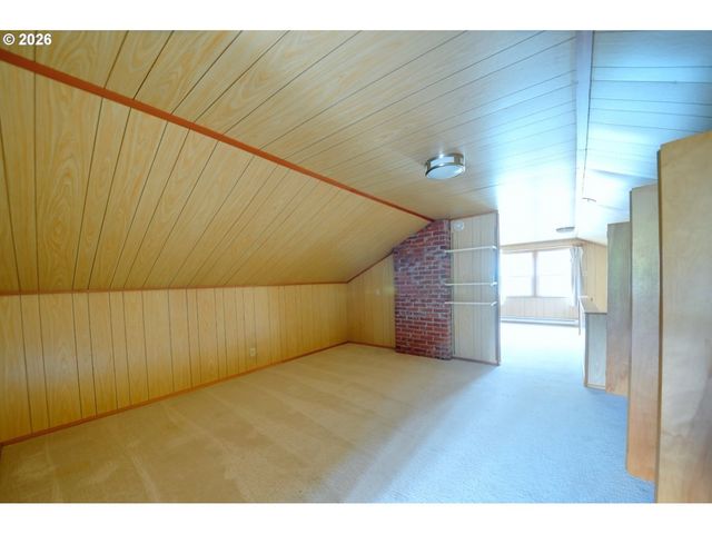 605 FULVUE Dr, Eugene, OR 97405