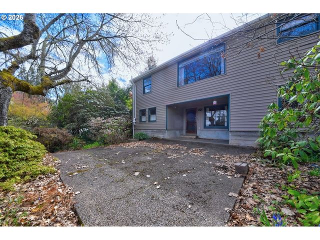 605 FULVUE Dr, Eugene, OR 97405