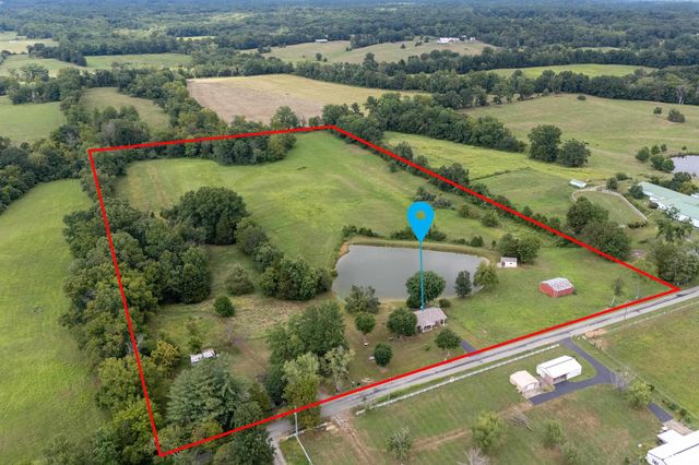 16768 BOUNDARY Road, Creal Springs, IL 62922