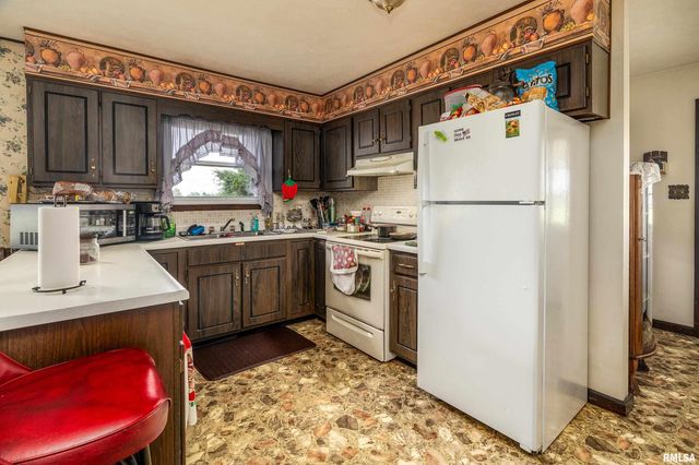 16768 BOUNDARY Road, Creal Springs, IL 62922