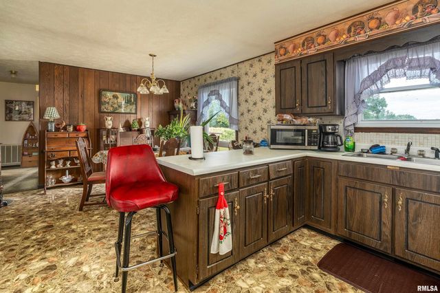 16768 BOUNDARY Road, Creal Springs, IL 62922