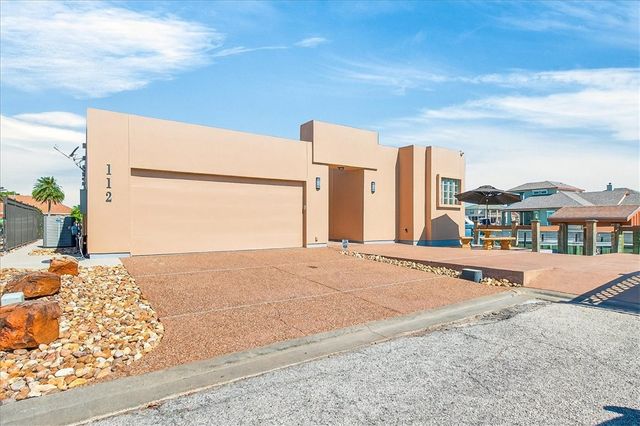 112 Sailfish Ct, Aransas Pass, TX 78336