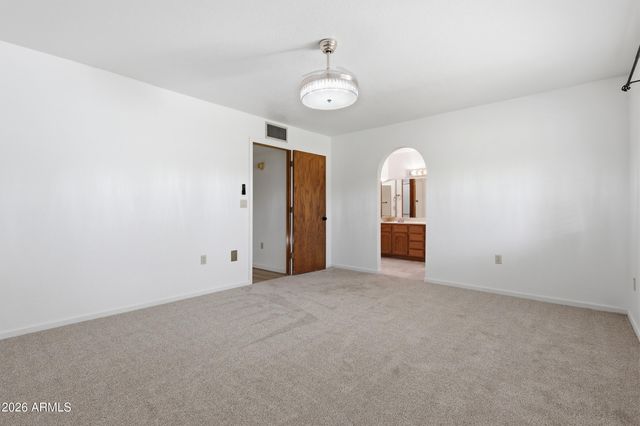 1338 E KAEL Street, Mesa, AZ 85203