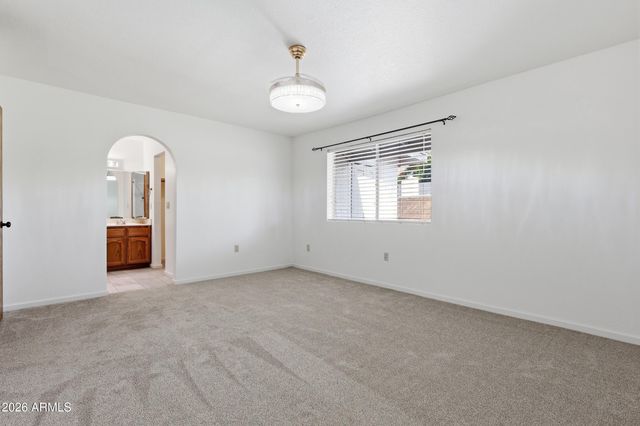 1338 E KAEL Street, Mesa, AZ 85203