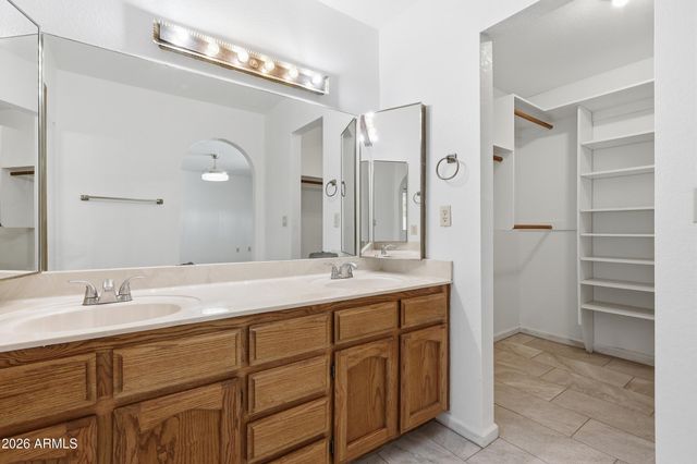 1338 E KAEL Street, Mesa, AZ 85203