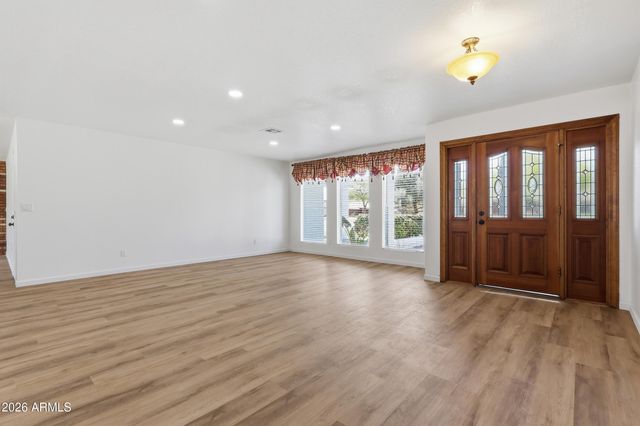 1338 E KAEL Street, Mesa, AZ 85203