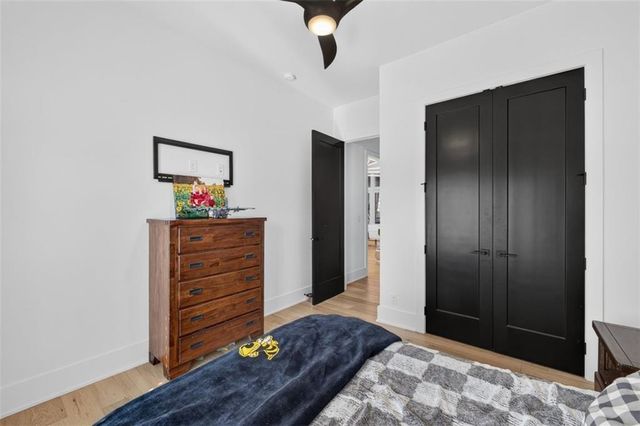 17401 Oakshire Street, Overland Park, KS 66221