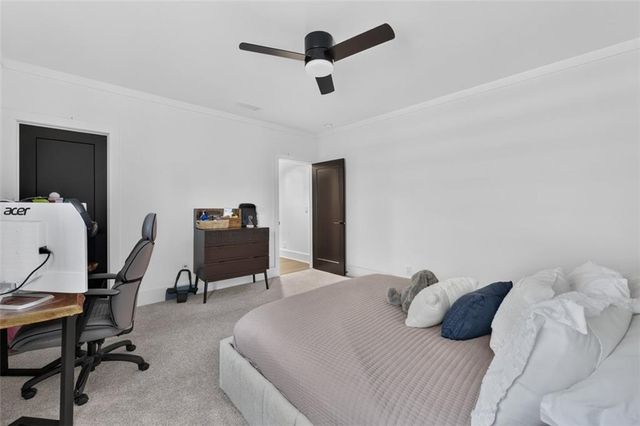 17401 Oakshire Street, Overland Park, KS 66221