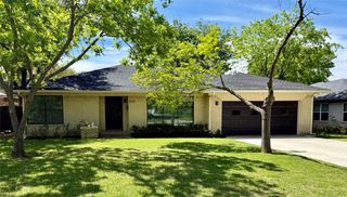 805 Scottsdale Drive, Richardson, TX 75080