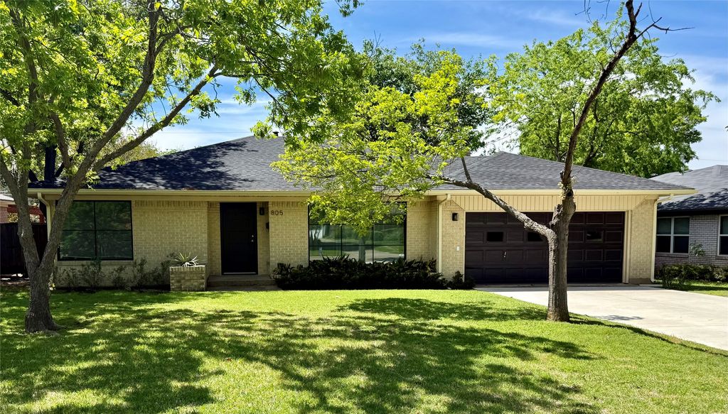 805 Scottsdale Drive, Richardson, TX 75080