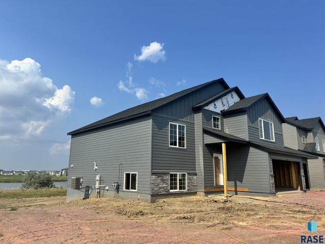 5612 E Ashwood Cir Circle, Sioux Falls, SD 57108