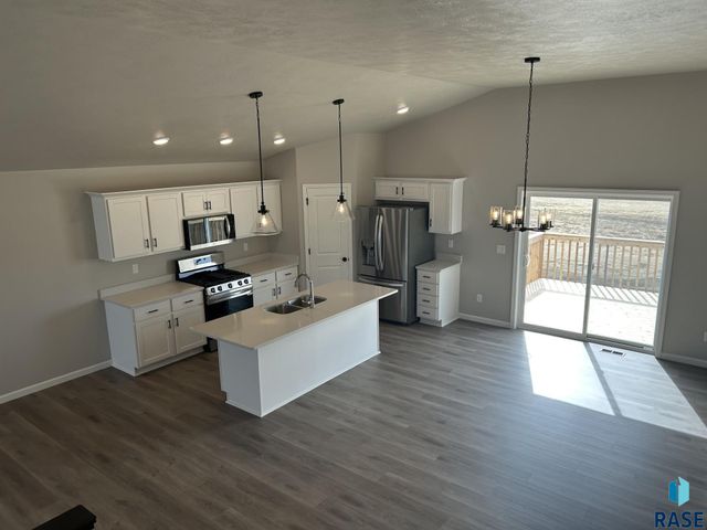 5612 E Ashwood Cir Circle, Sioux Falls, SD 57108