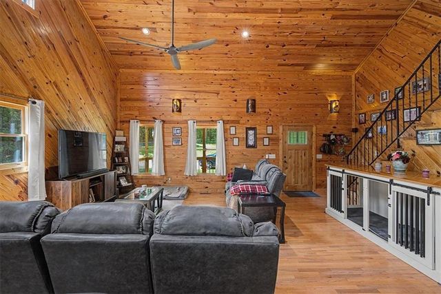 335 Dunn Road, Silver Creek, GA 30173