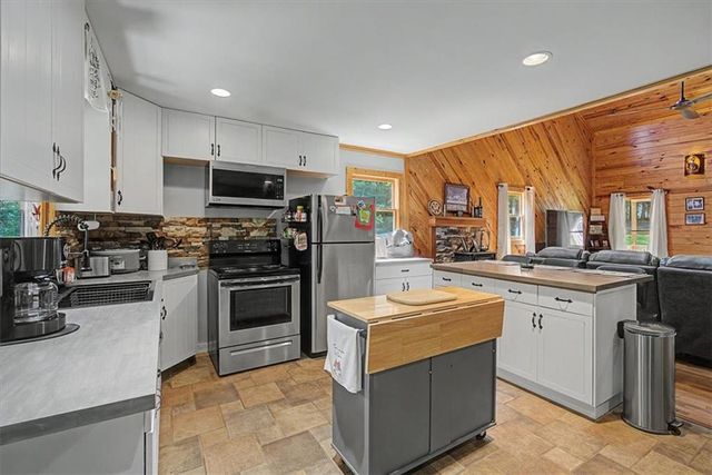 335 Dunn Road, Silver Creek, GA 30173