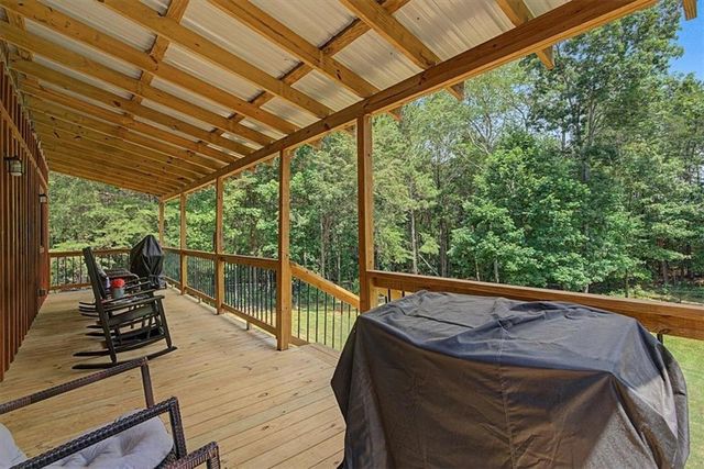 335 Dunn Road, Silver Creek, GA 30173