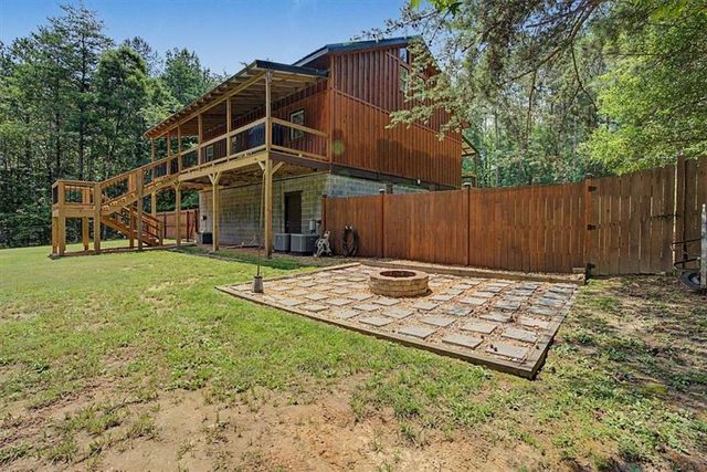 335 Dunn Road, Silver Creek, GA 30173