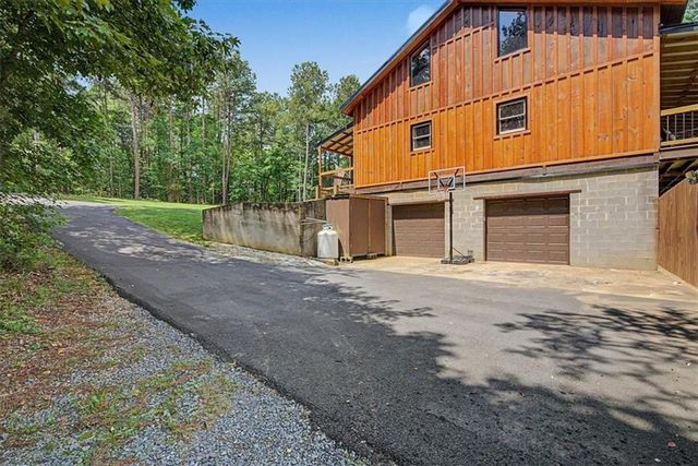 335 Dunn Road, Silver Creek, GA 30173