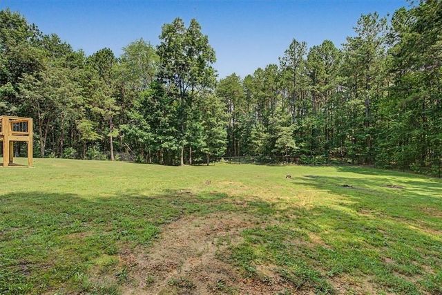 335 Dunn Road, Silver Creek, GA 30173