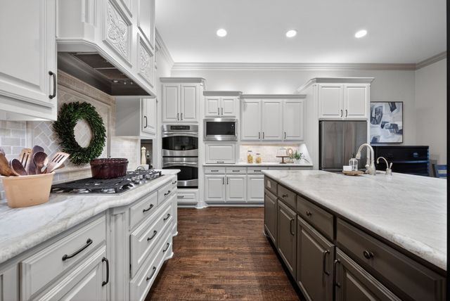 49 Glistening Pond Drive, Frisco, TX 75034