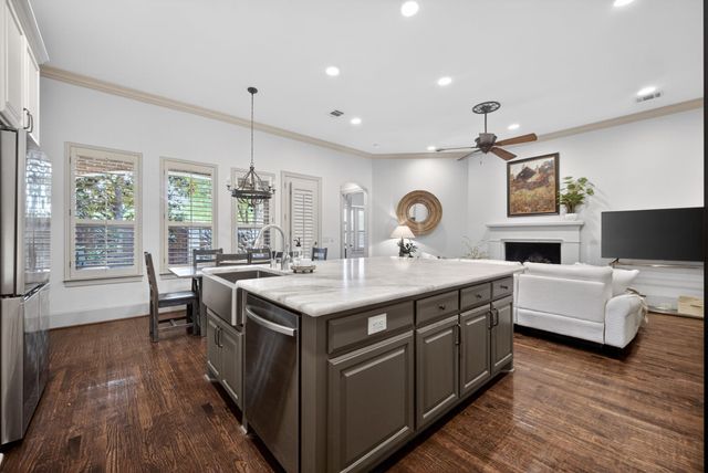 49 Glistening Pond Drive, Frisco, TX 75034