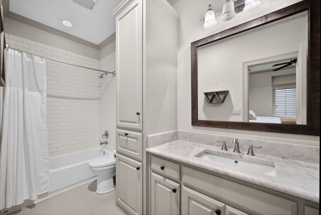 49 Glistening Pond Drive, Frisco, TX 75034