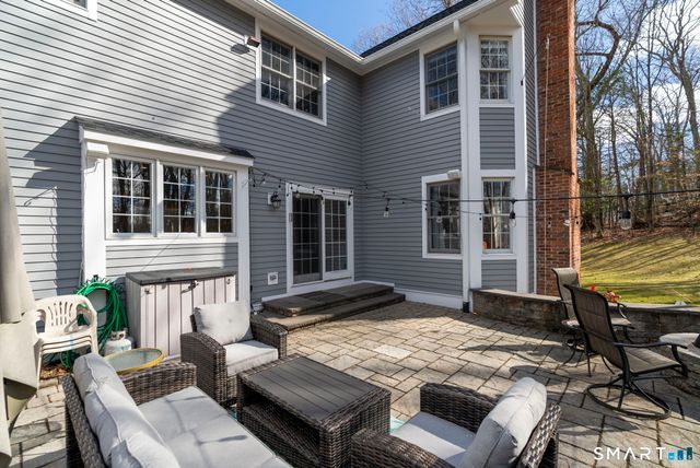 76 Lofgren Road, Avon, CT 06001