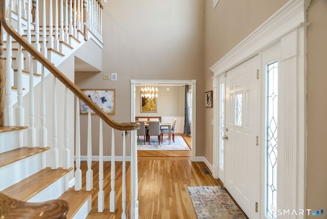 76 Lofgren Road, Avon, CT 06001