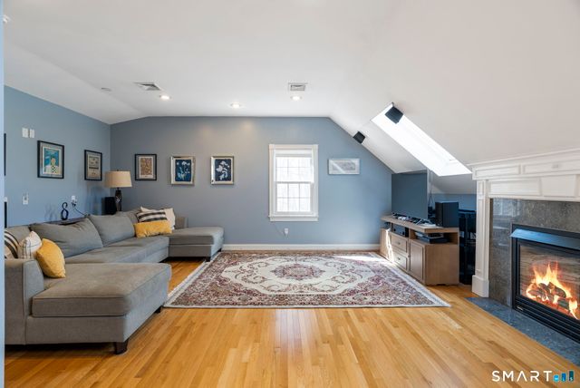 76 Lofgren Road, Avon, CT 06001