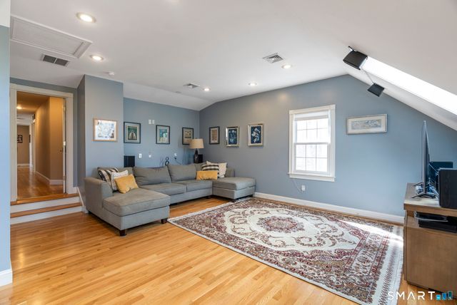 76 Lofgren Road, Avon, CT 06001