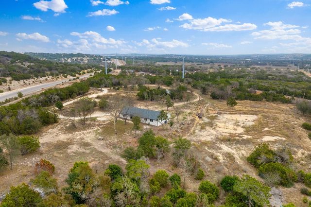3611 Medina Hwy, Kerrville, TX 78028