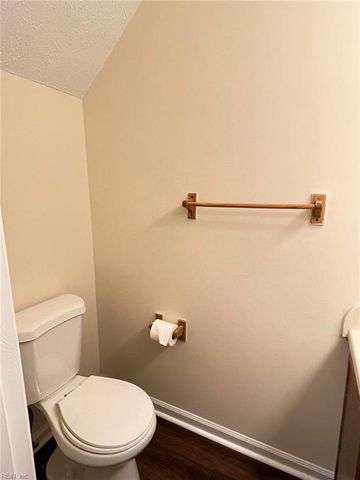 368 Deputy LN, Newport News, VA 23608