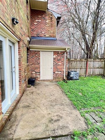 368 Deputy LN, Newport News, VA 23608