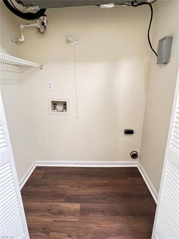 368 Deputy LN, Newport News, VA 23608