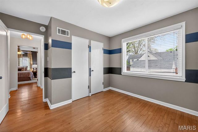 1001 Barberry Lane, Kirkwood, MO 63122