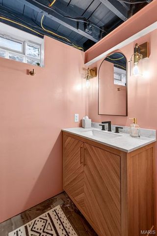 1001 Barberry Lane, Kirkwood, MO 63122