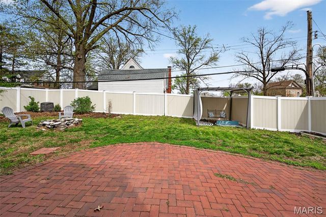 1001 Barberry Lane, Kirkwood, MO 63122