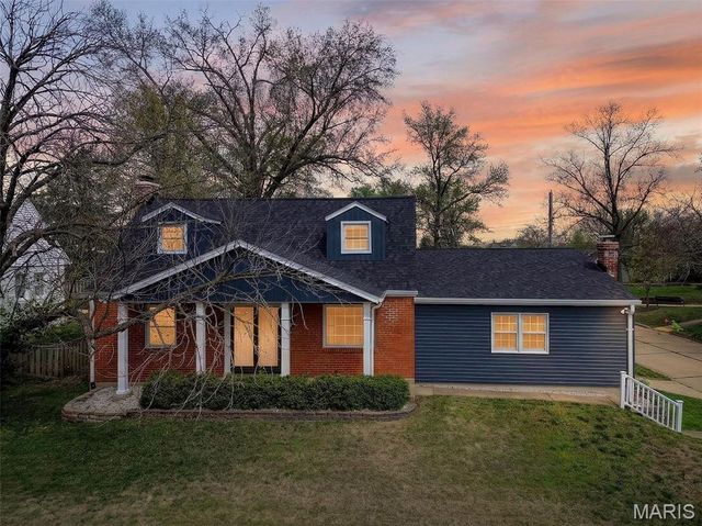 1001 Barberry Lane, Kirkwood, MO 63122