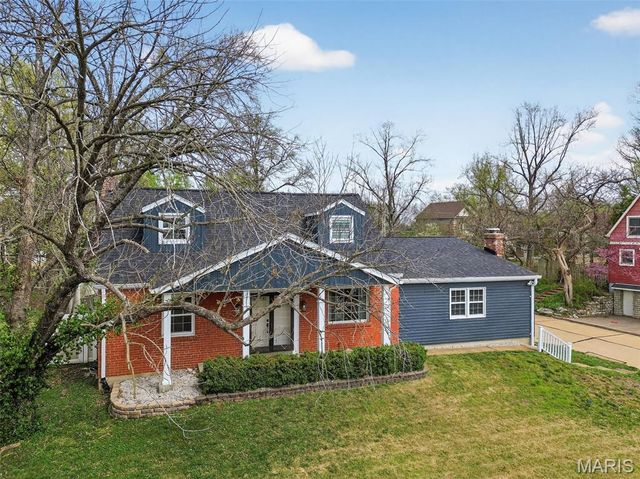 1001 Barberry Lane, Kirkwood, MO 63122