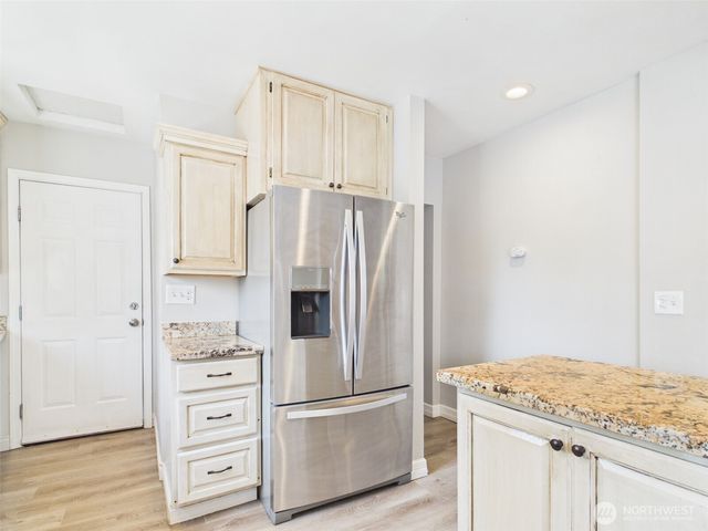 2906 16th Street, Everett, WA 98201