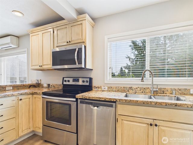 2906 16th Street, Everett, WA 98201