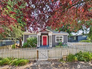 2906 16th Street, Everett, WA 98201