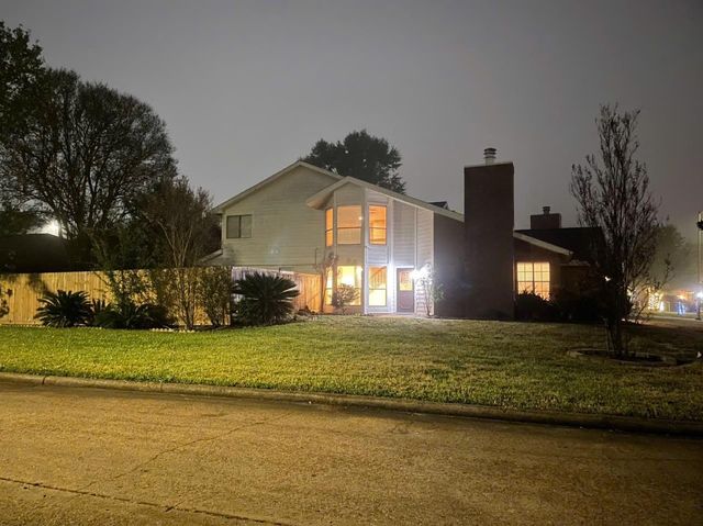 3103 Ashford Bend Drive, Houston, TX 77082