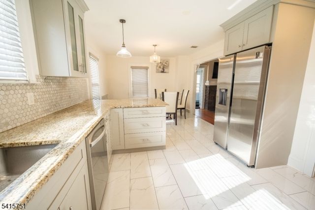 20 Maple St, West Orange Twp., NJ 07052