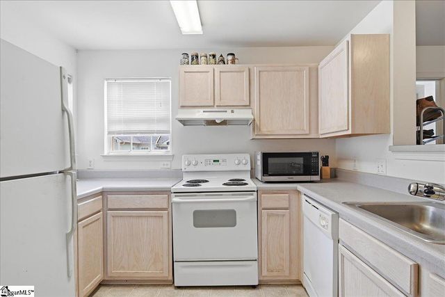146 University Village Drive Unit J, Central, SC 29630