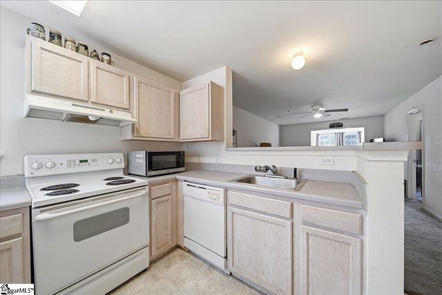 146 University Village Drive Unit J, Central, SC 29630