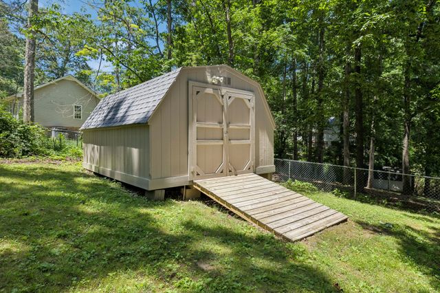 122 Payne Springs Rd, Dickson, TN 37055