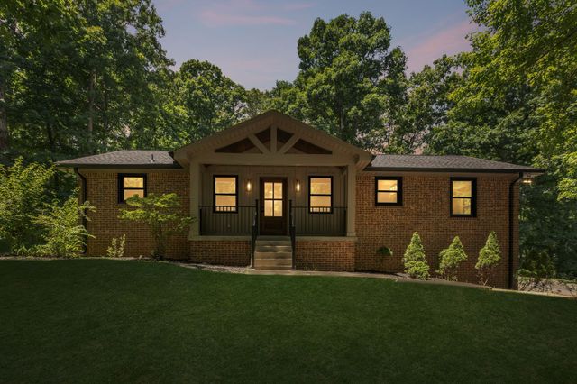 122 Payne Springs Rd, Dickson, TN 37055